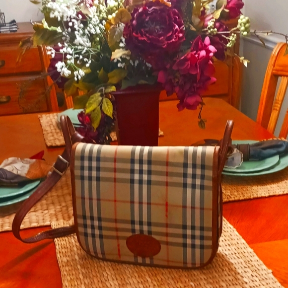 Burberry Vintage Haymarket Canvas and Leather Trimmed Brown Crossbody Make Offer - Picture 1 of 16